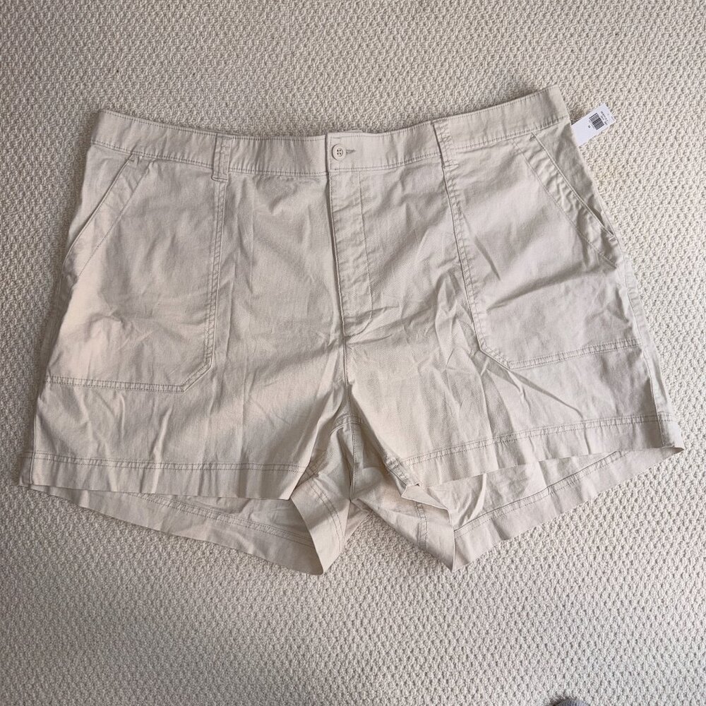 2/$30 NWT Old Navy High Rise OG Chino Shorts 3X